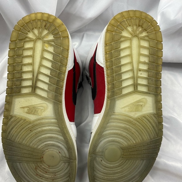 Jordan Retro 1 HIGH “Carmine” size 10.5 - Picture 11 of 16